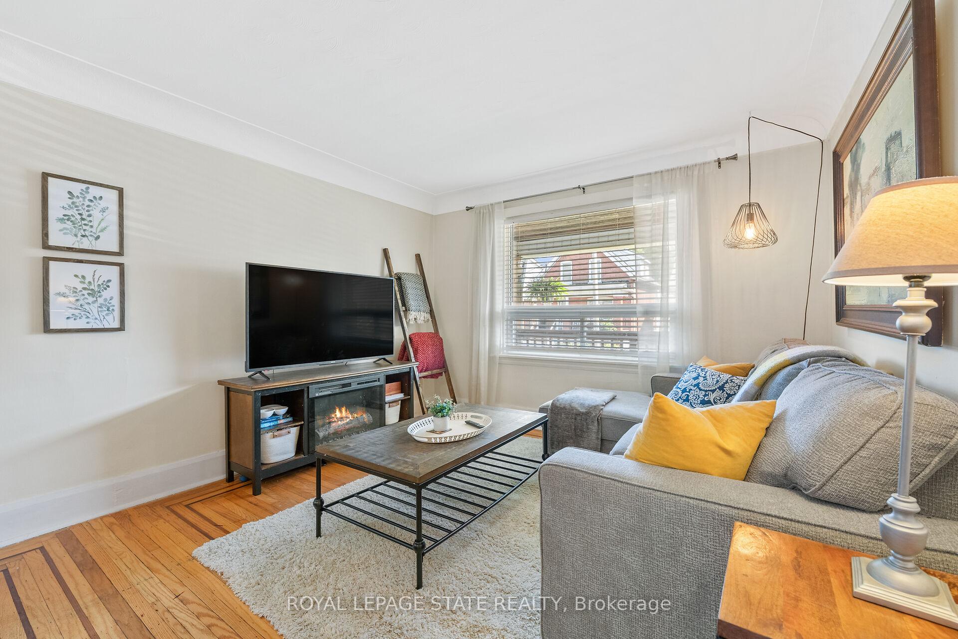 Photo 22 of 105 Grosvenor Avenue N, Hamilton, Crown Point — HOMEH
