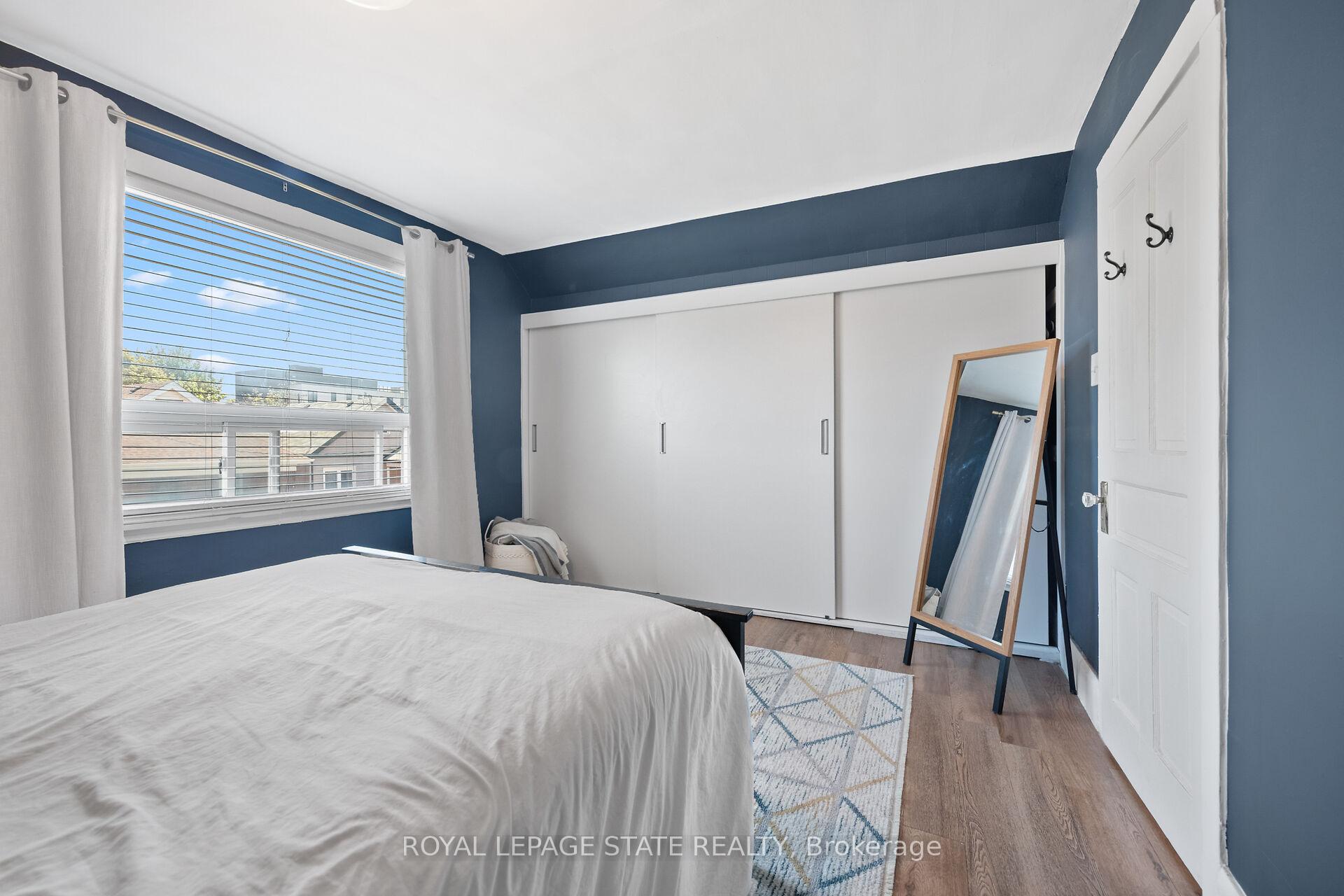 Photo 30 of 105 Grosvenor Avenue N, Hamilton, Crown Point — HOMEH