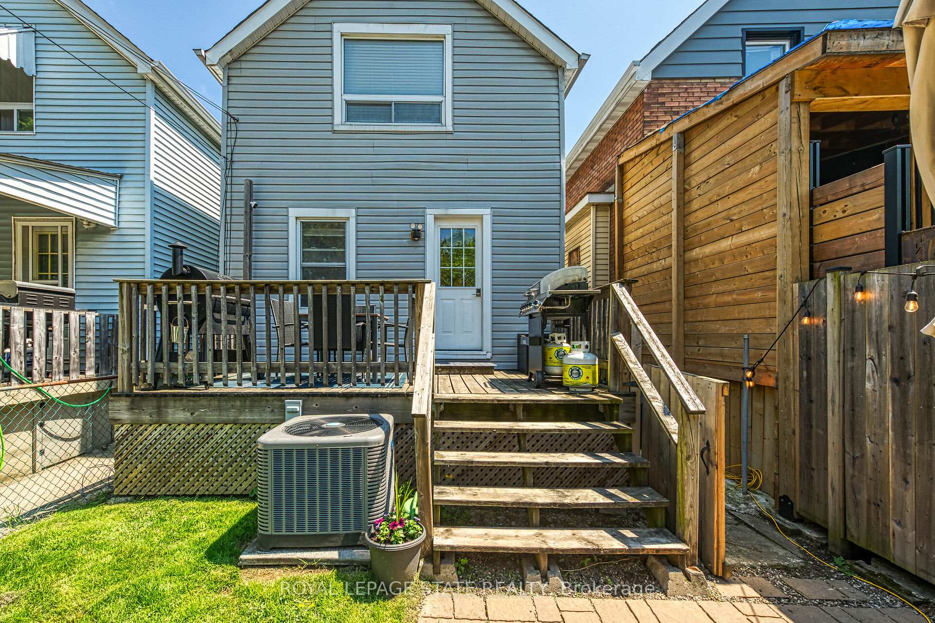 Photo 33 of 105 Grosvenor Avenue N, Hamilton, Crown Point — HOMEH