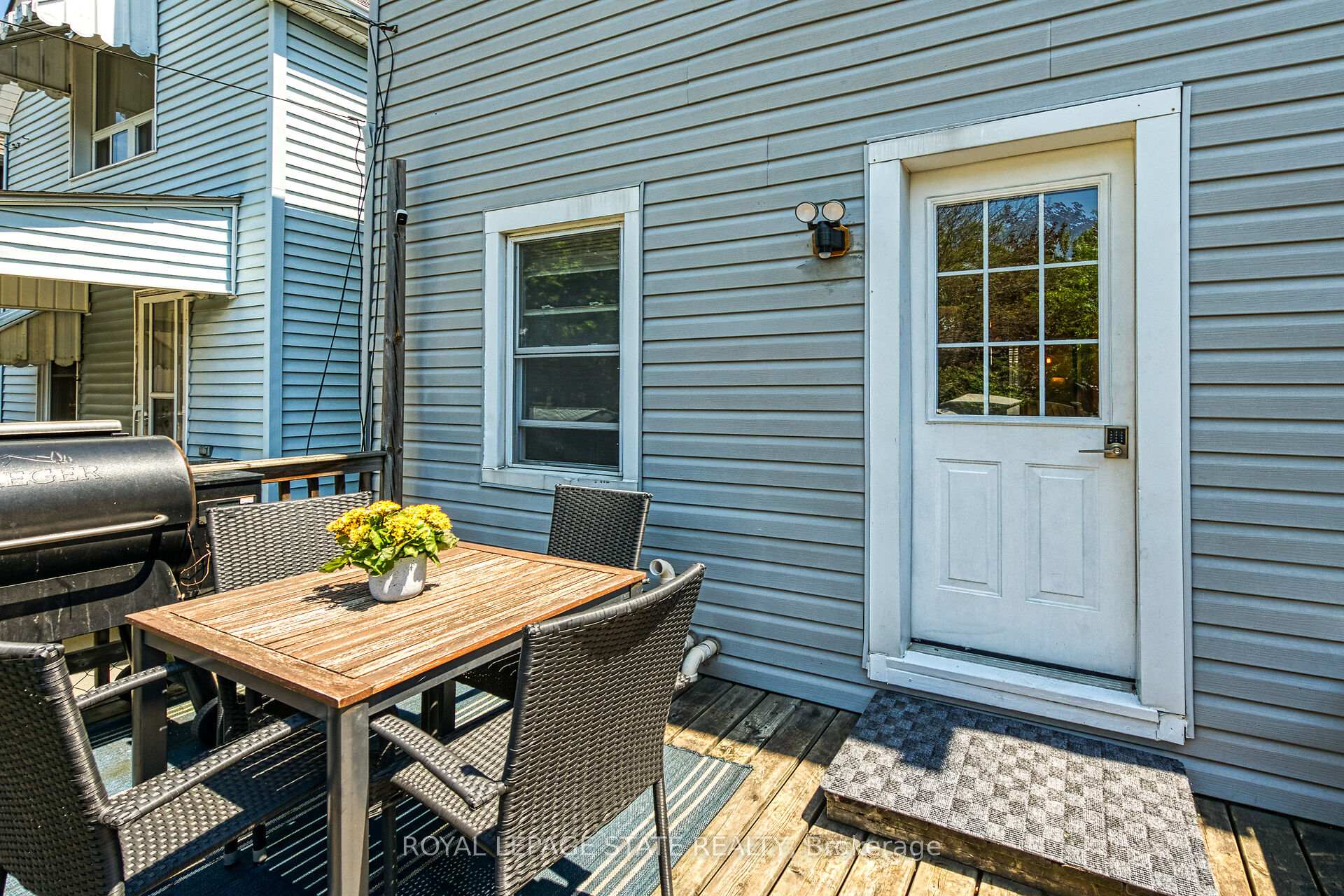 Photo 34 of 105 Grosvenor Avenue N, Hamilton, Crown Point — HOMEH