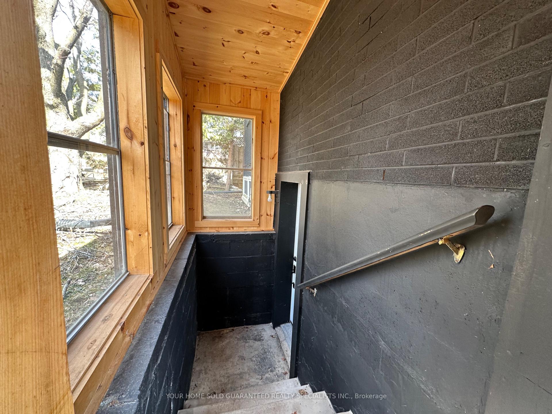 Photo 3 of Unit BASEMENT, 36 Queen Street, Barrie, Codrington — HOMEH