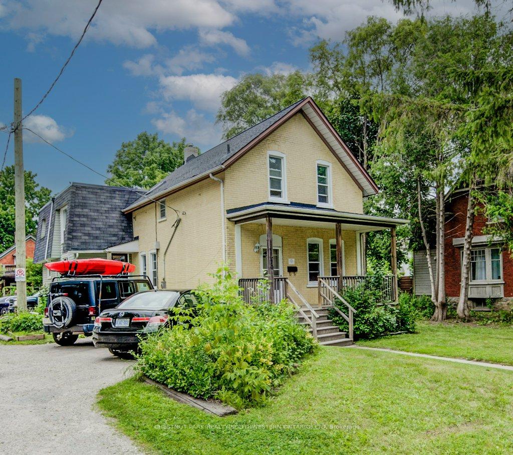 Photo 11 of 70 William Street W, Waterloo — HOMEH