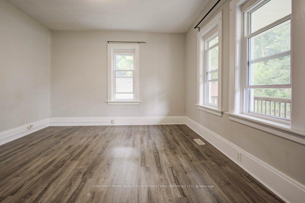 Photo 2 of 70 William Street W, Waterloo — HOMEH