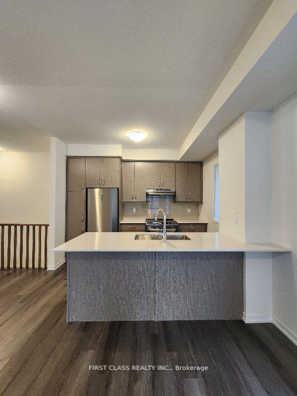 Photo 1 of Unit 184, 151 Honeycrisp Crescent, Vaughan, Vaughan Corporate Centre — HOMEH