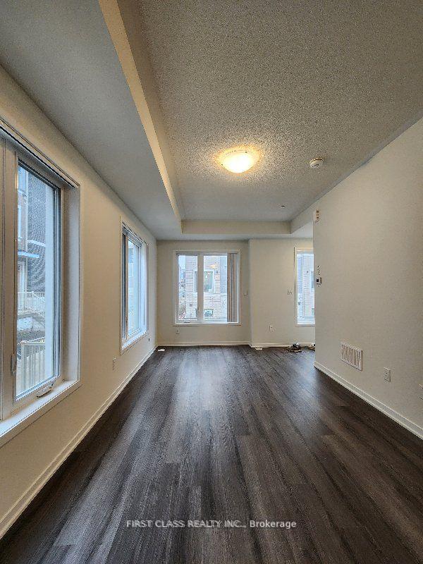 Photo 2 of Unit 184, 151 Honeycrisp Crescent, Vaughan, Vaughan Corporate Centre — HOMEH