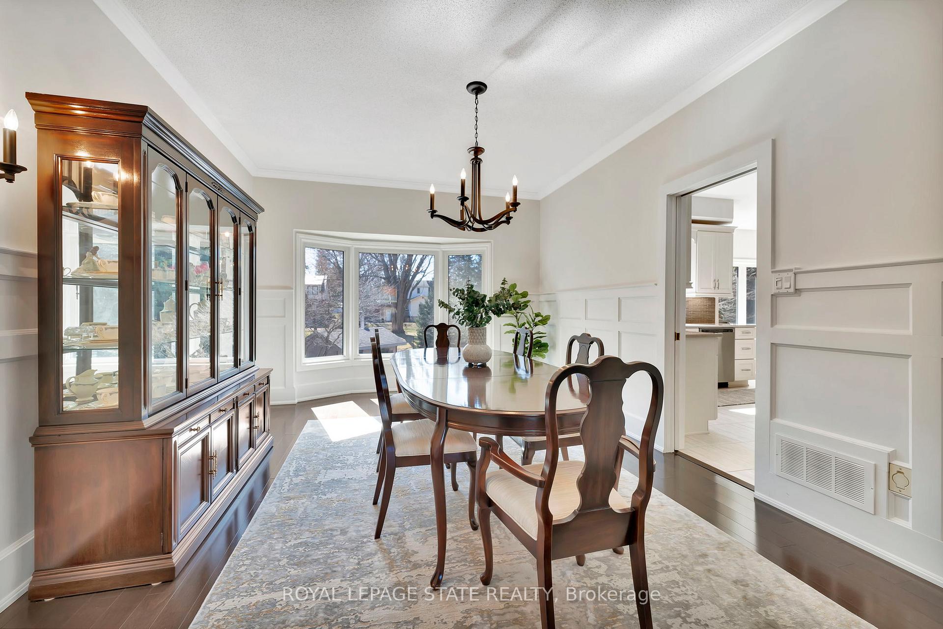 Photo 19 of 628 Highvalley Road, Hamilton, Ancaster — HOMEH