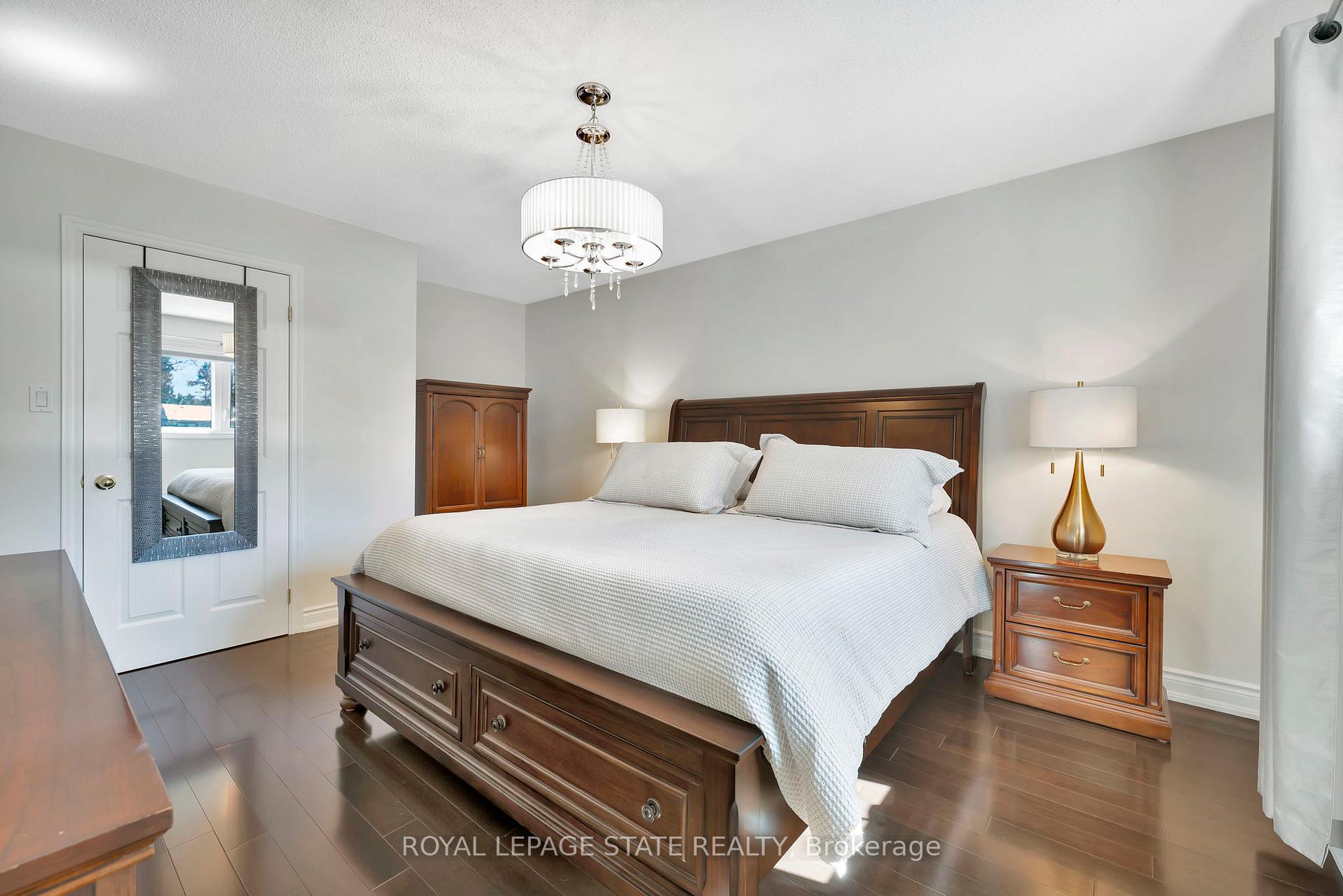 Photo 25 of 628 Highvalley Road, Hamilton, Ancaster — HOMEH