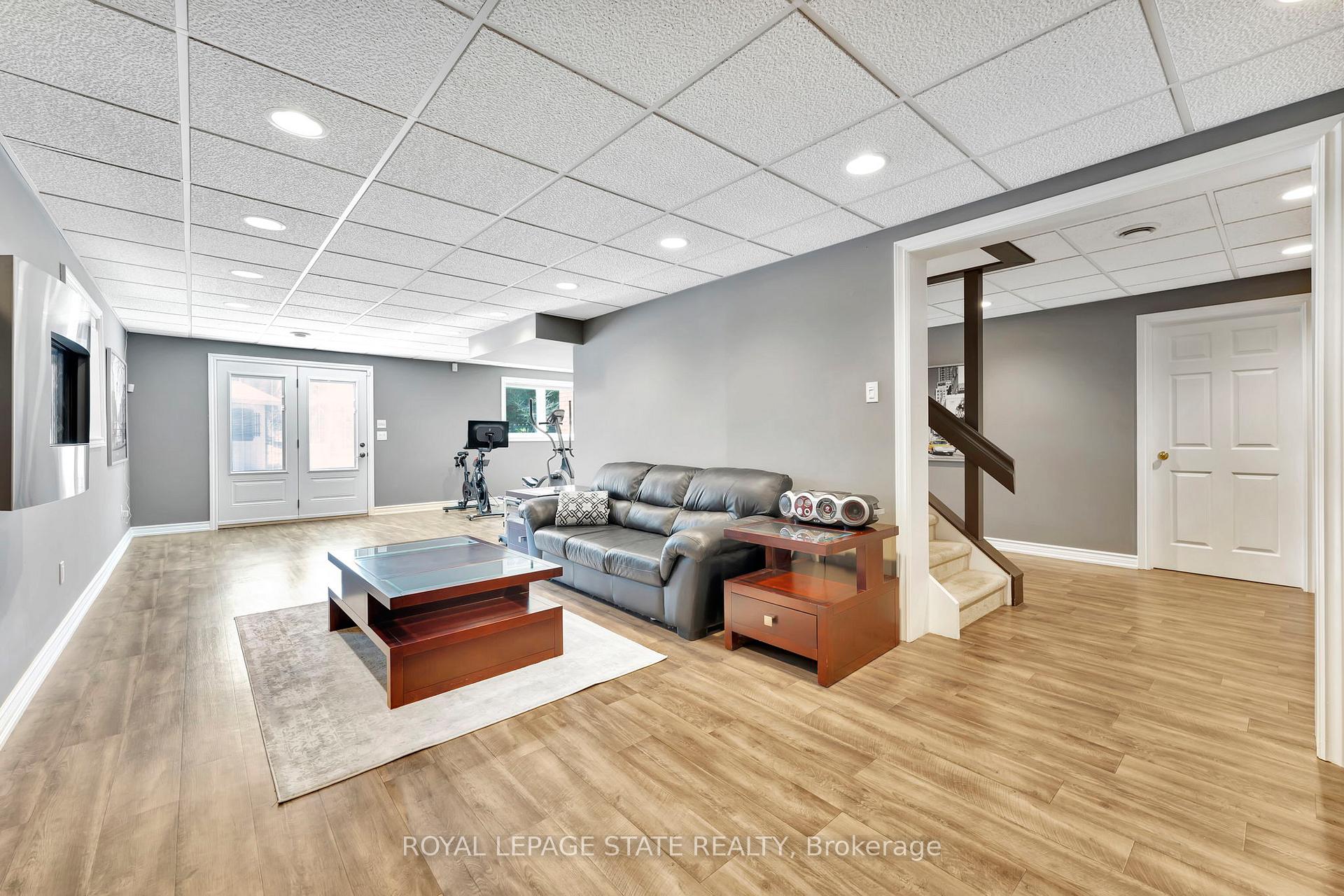 Photo 40 of 628 Highvalley Road, Hamilton, Ancaster — HOMEH