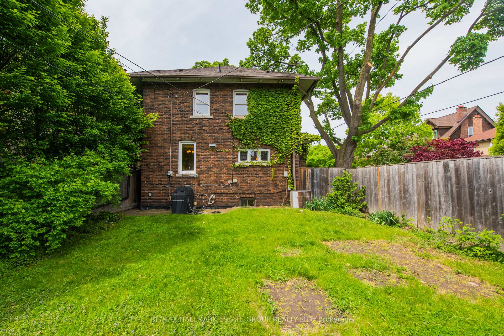Photo 40 of 53 Playter Crescent, Toronto, Playter Estates-Danforth — HOMEH
