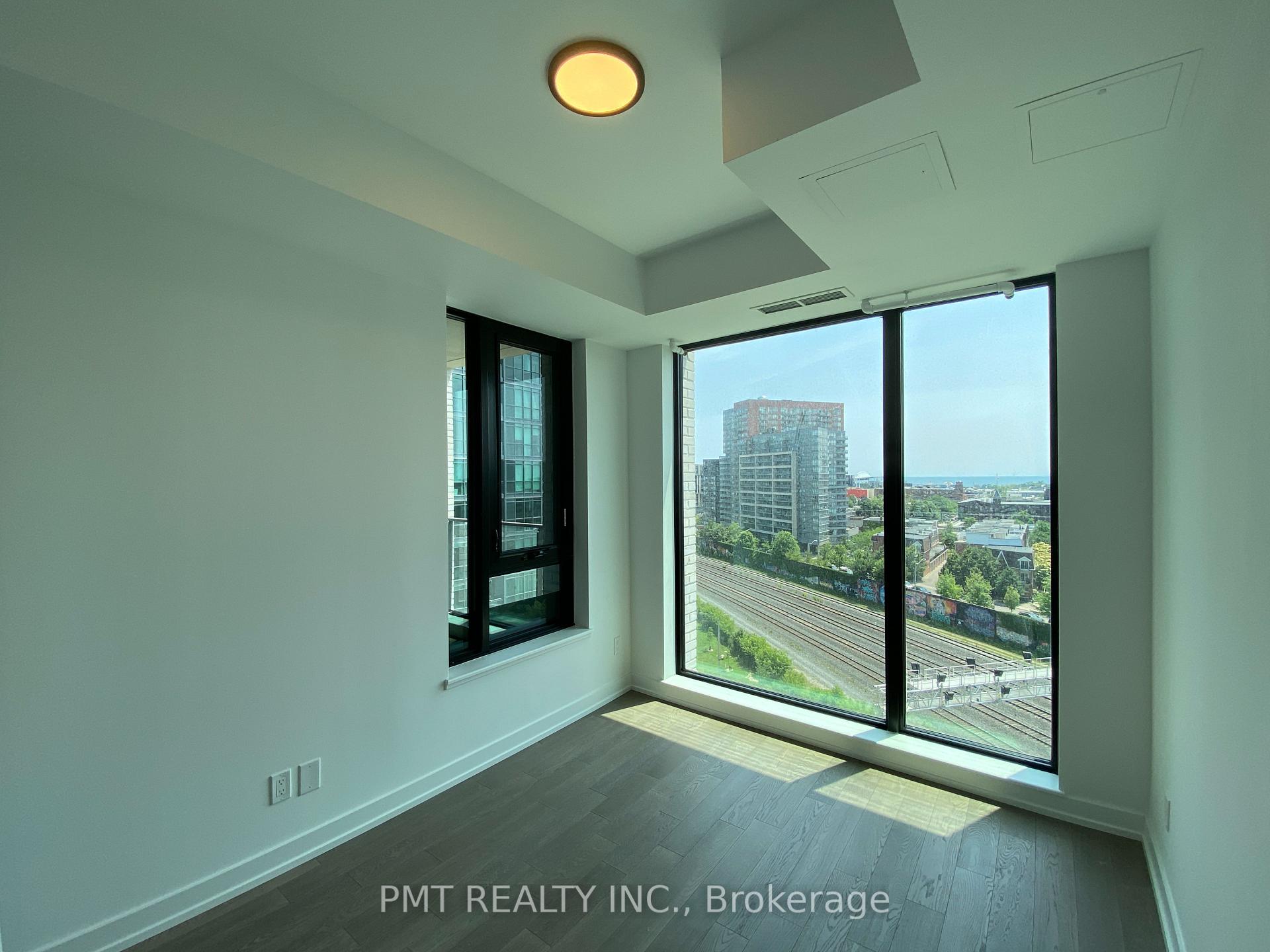 Photo 6 of Unit 1002, 200 Sudbury Street, Toronto, Little Portugal — HOMEH