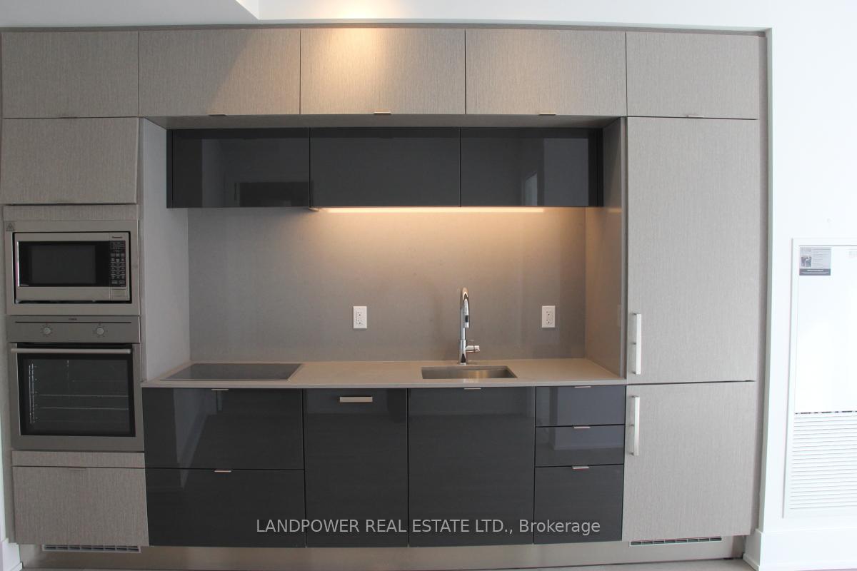 Photo 5 of Unit 5312, 10 York Street, Toronto, Waterfront Communities — HOMEH