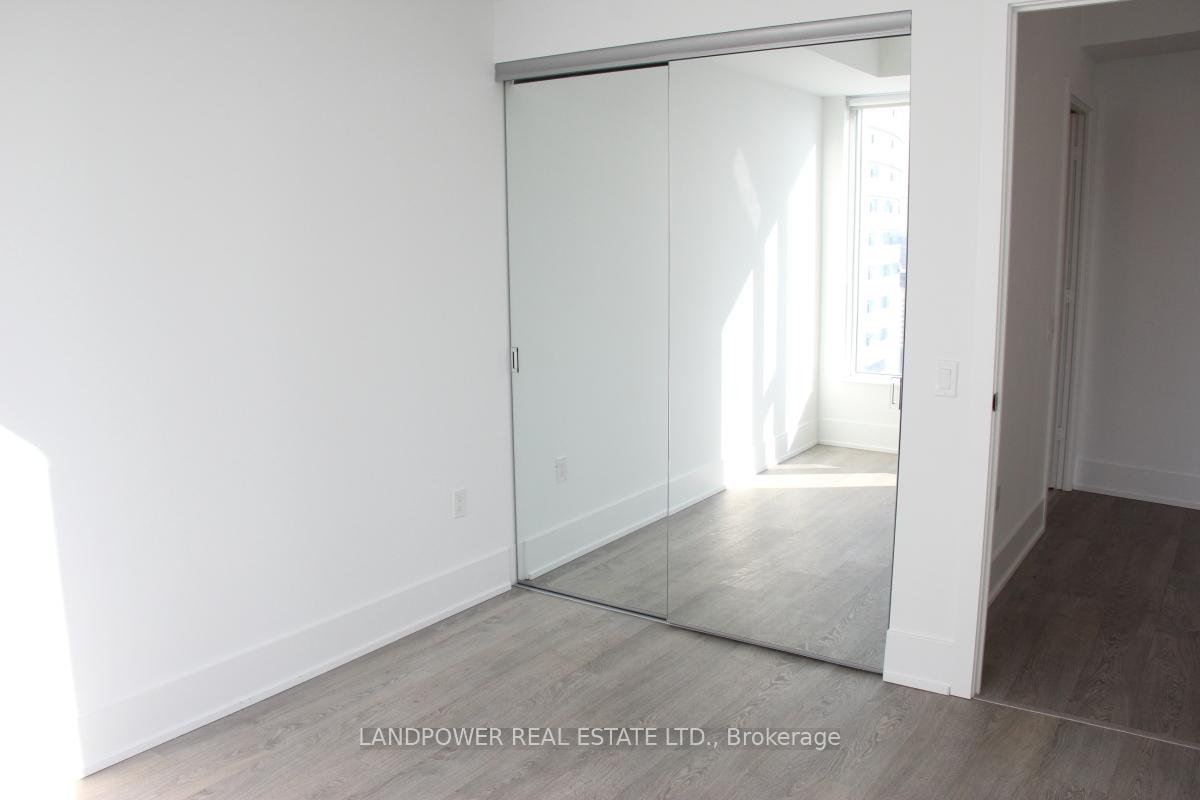 Photo 8 of Unit 5312, 10 York Street, Toronto, Waterfront Communities — HOMEH