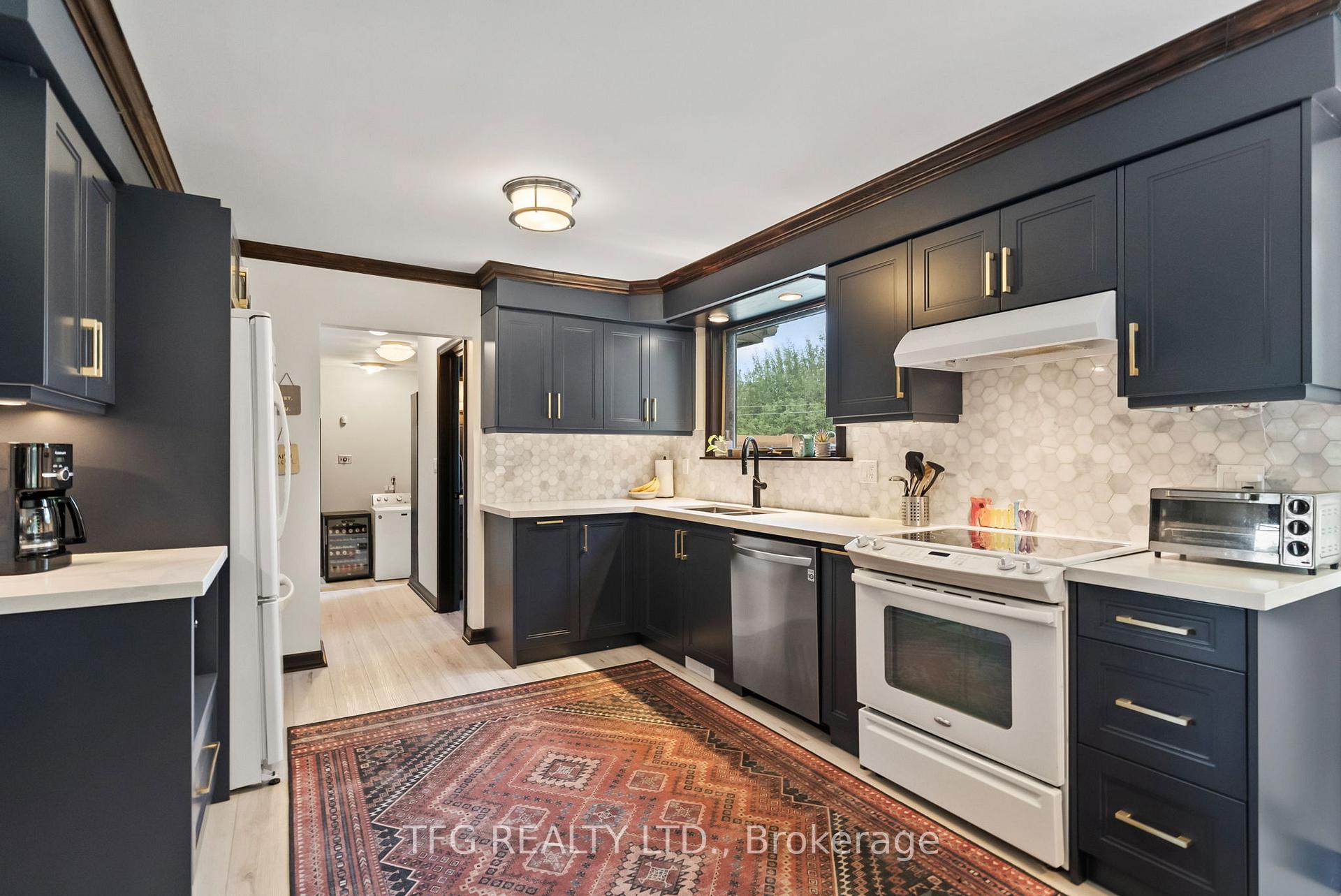 Photo 9 of 490 Conlin Road E, Oshawa, Kedron — HOMEH