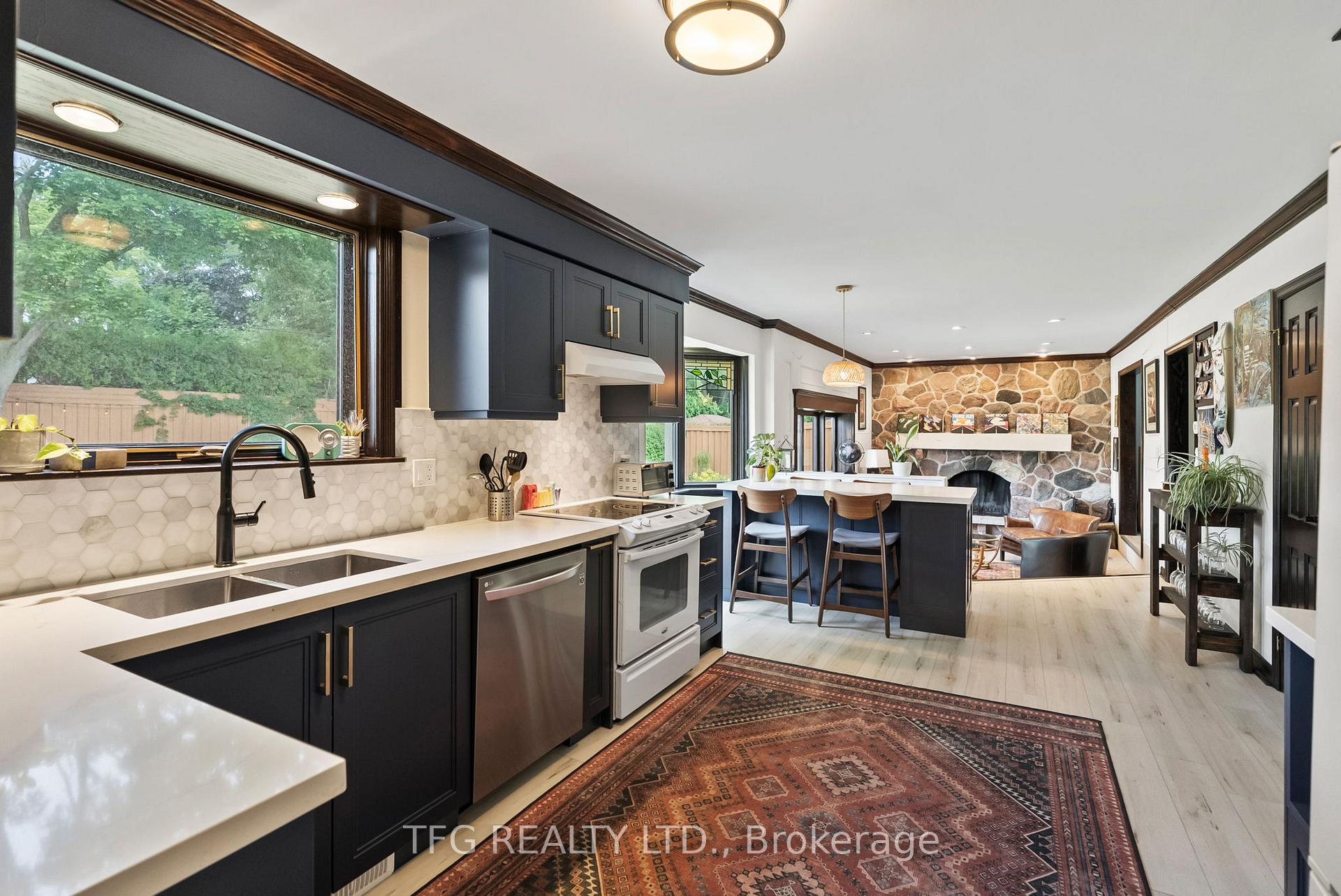 Photo 10 of 490 Conlin Road E, Oshawa, Kedron — HOMEH