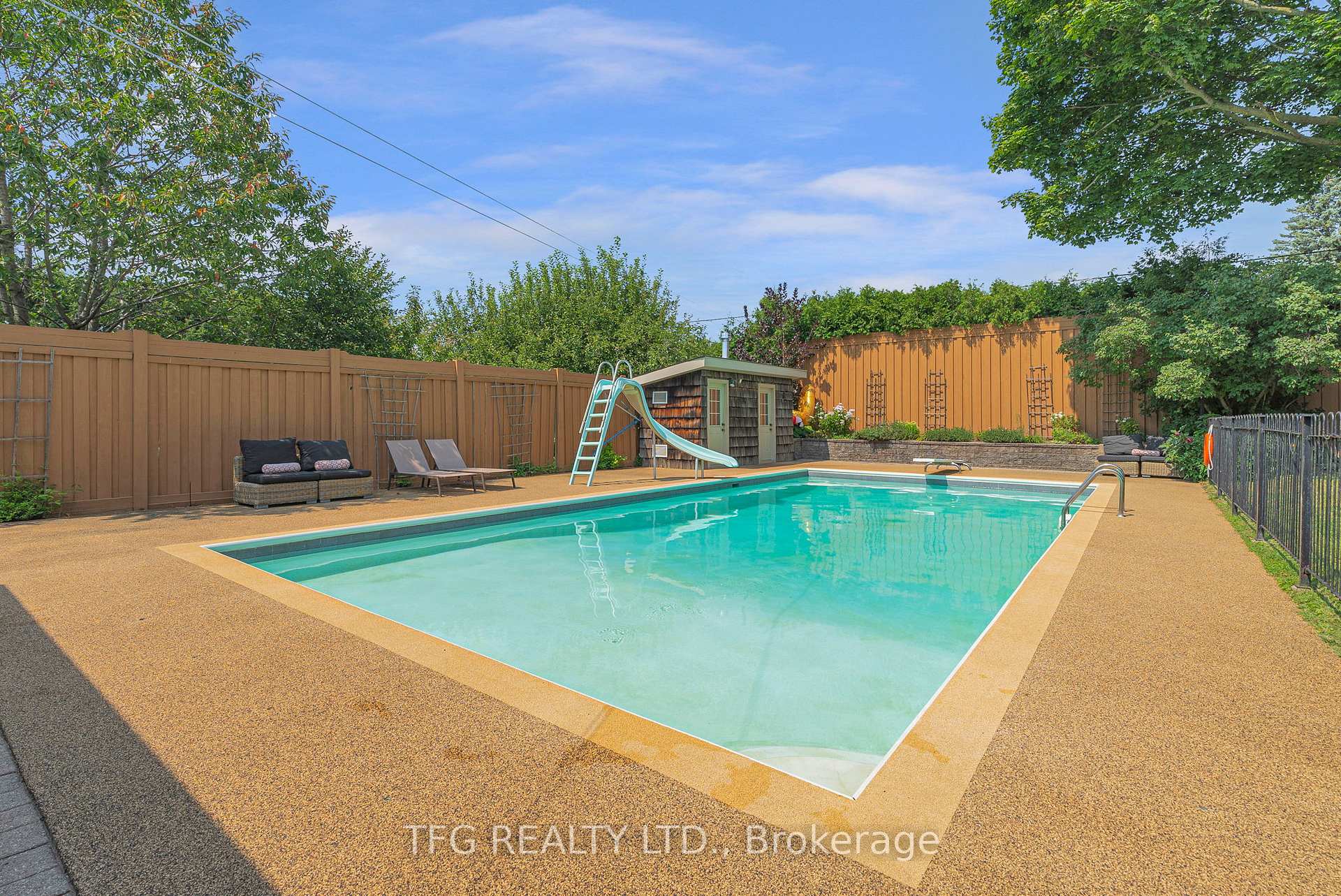 Photo 34 of 490 Conlin Road E, Oshawa, Kedron — HOMEH