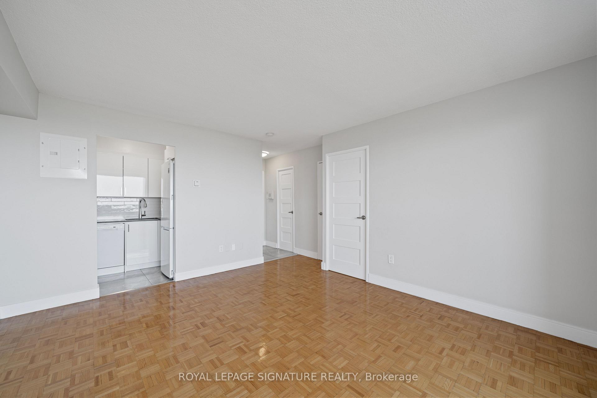 Photo 2 of Unit 2501, 666 Spadina Avenue, Toronto, University — HOMEH