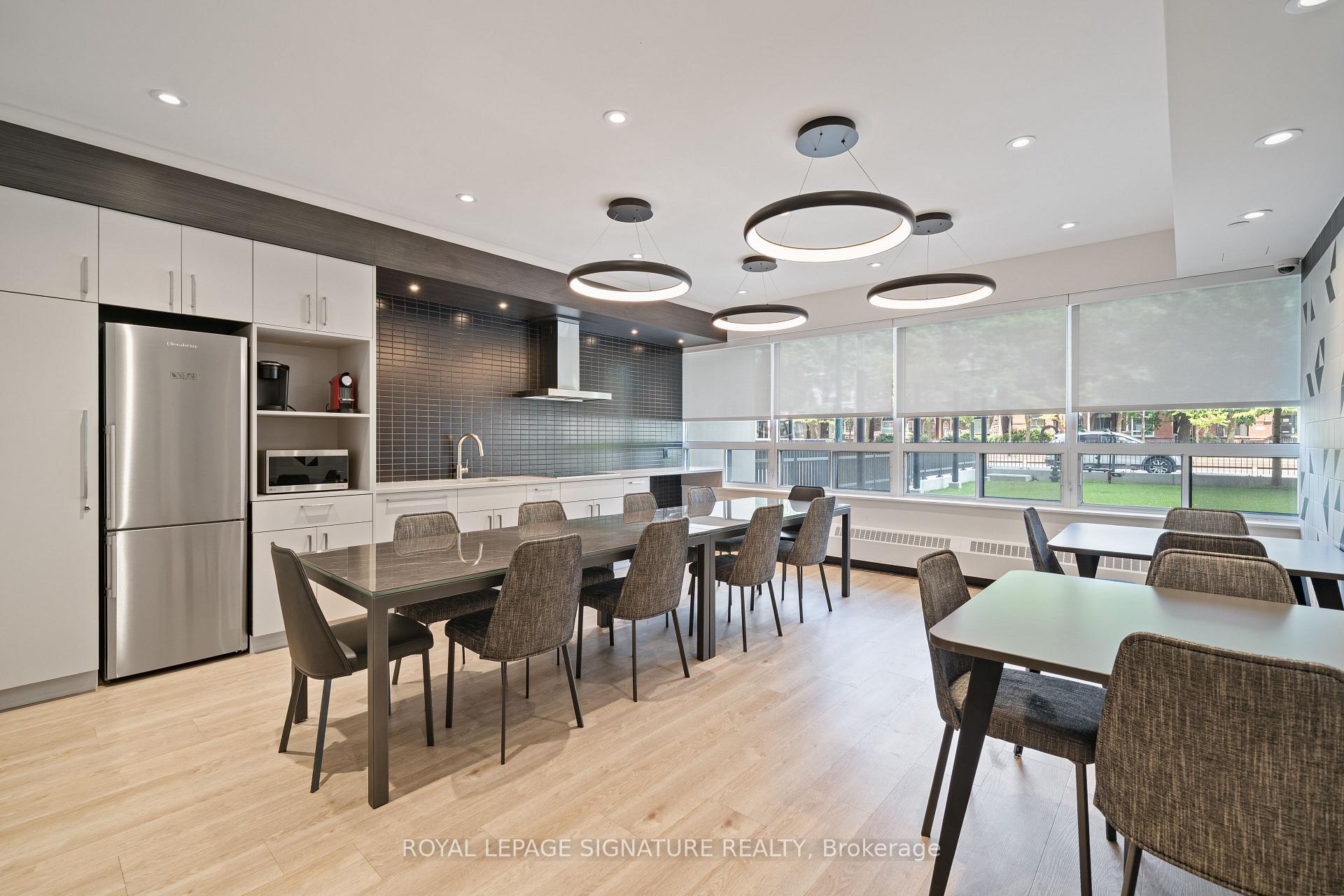 Photo 18 of Unit 2501, 666 Spadina Avenue, Toronto, University — HOMEH