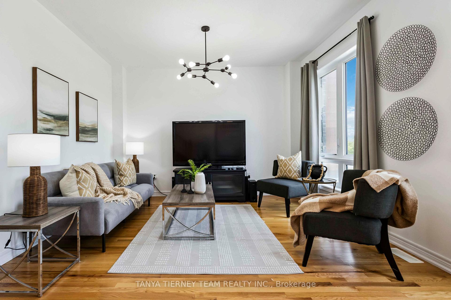Photo 13 of 36 Dockside Way, Whitby, Port Whitby — HOMEH