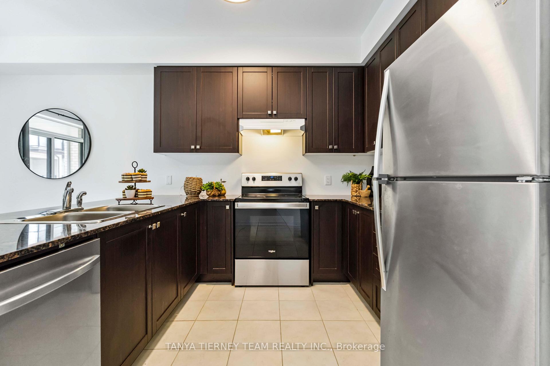 Photo 20 of 36 Dockside Way, Whitby, Port Whitby — HOMEH