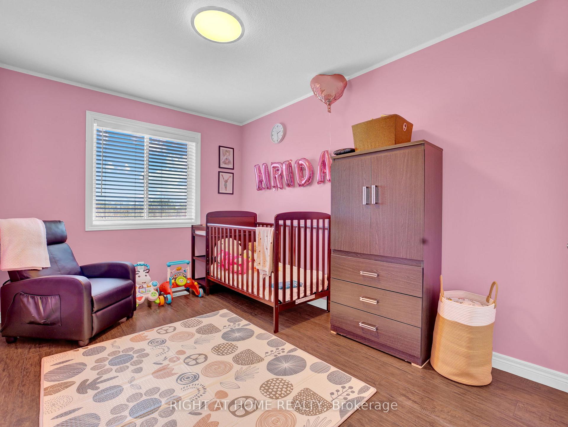 Photo 17 of 9 Medici Lane, Hamilton, Carpenter — HOMEH
