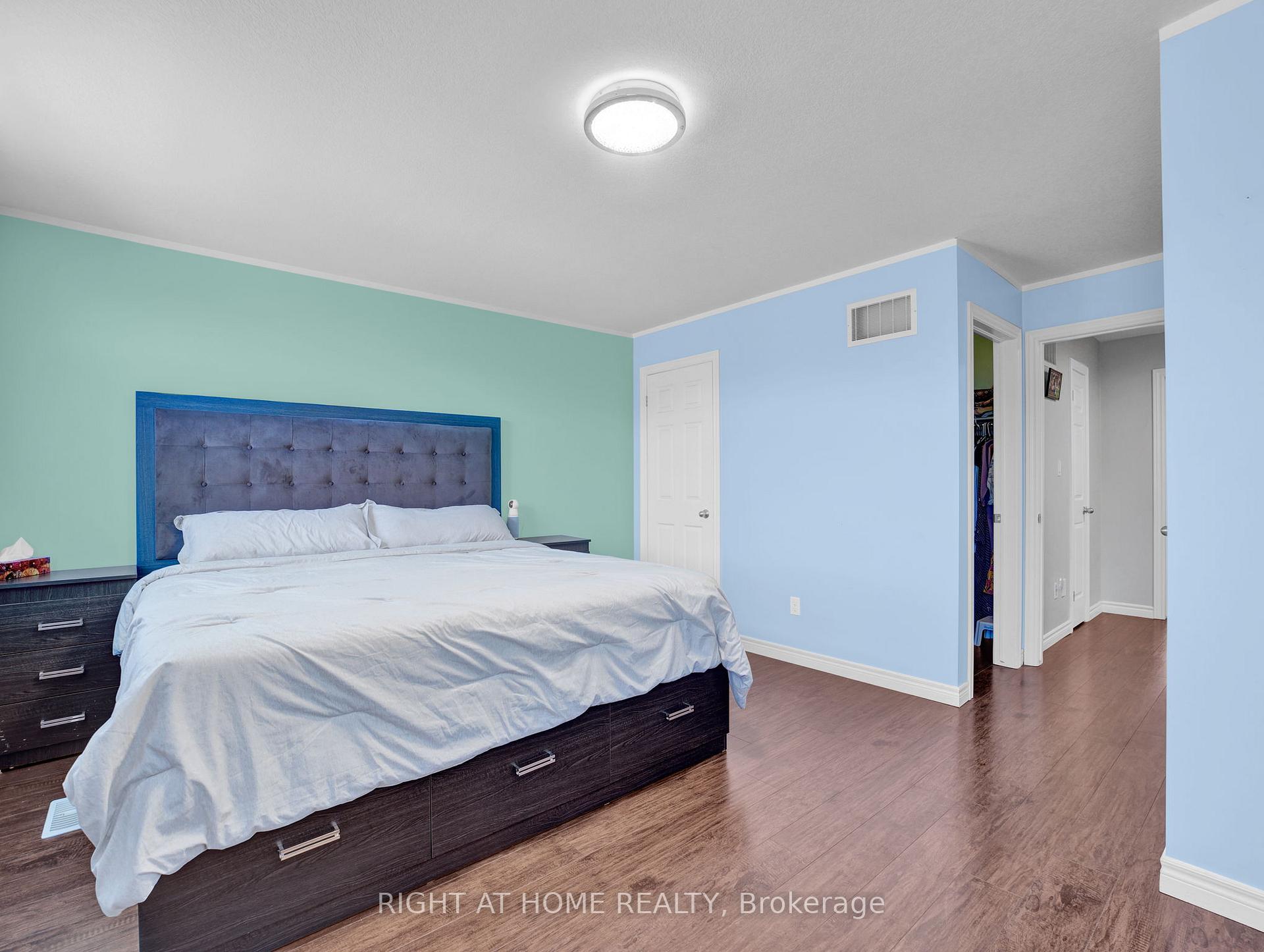 Photo 32 of 9 Medici Lane, Hamilton, Carpenter — HOMEH