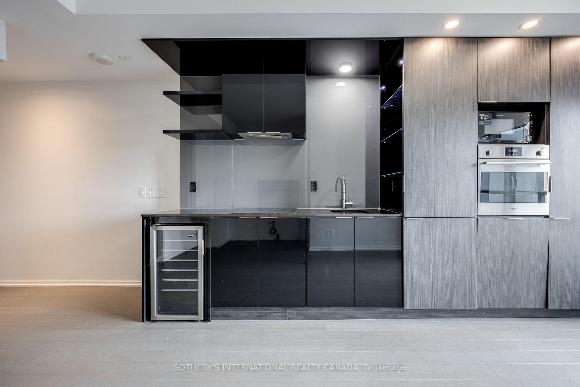 Photo 10 of Unit 2014, 70 Temperance Street, Toronto, Bay Street Corridor — HOMEH