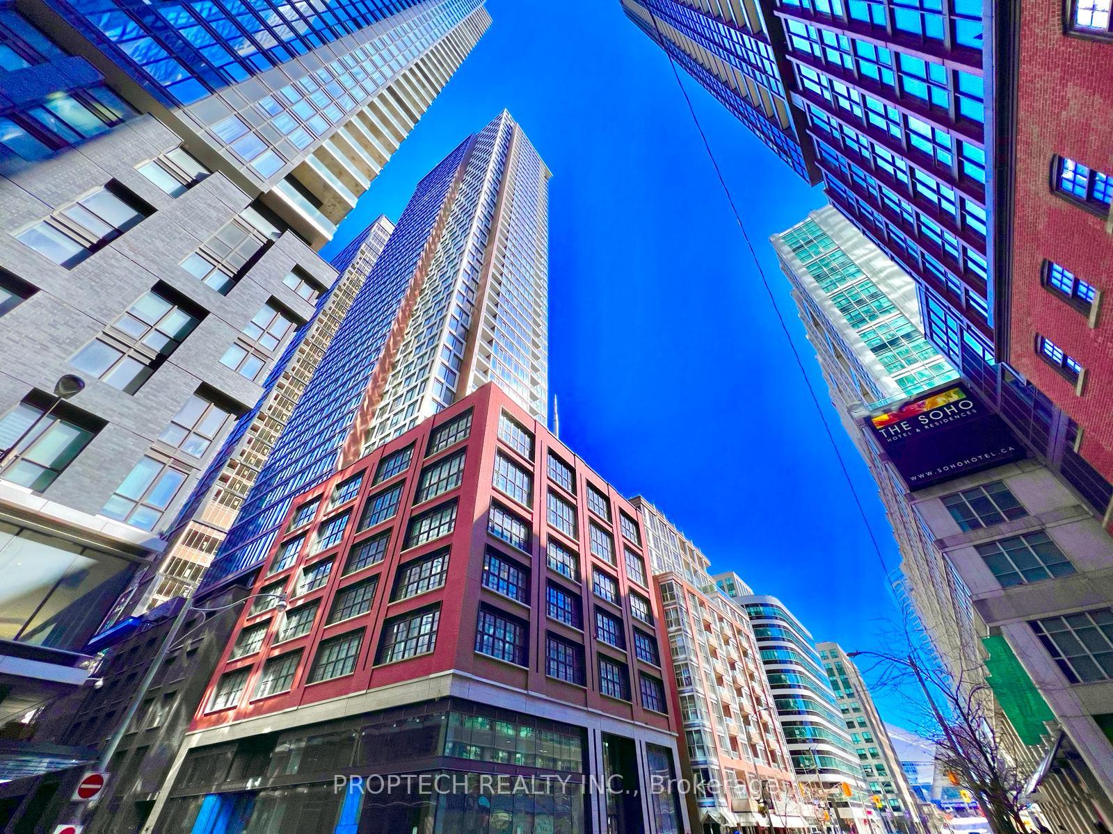 Front of Unit 5005, 55 Mercer Street