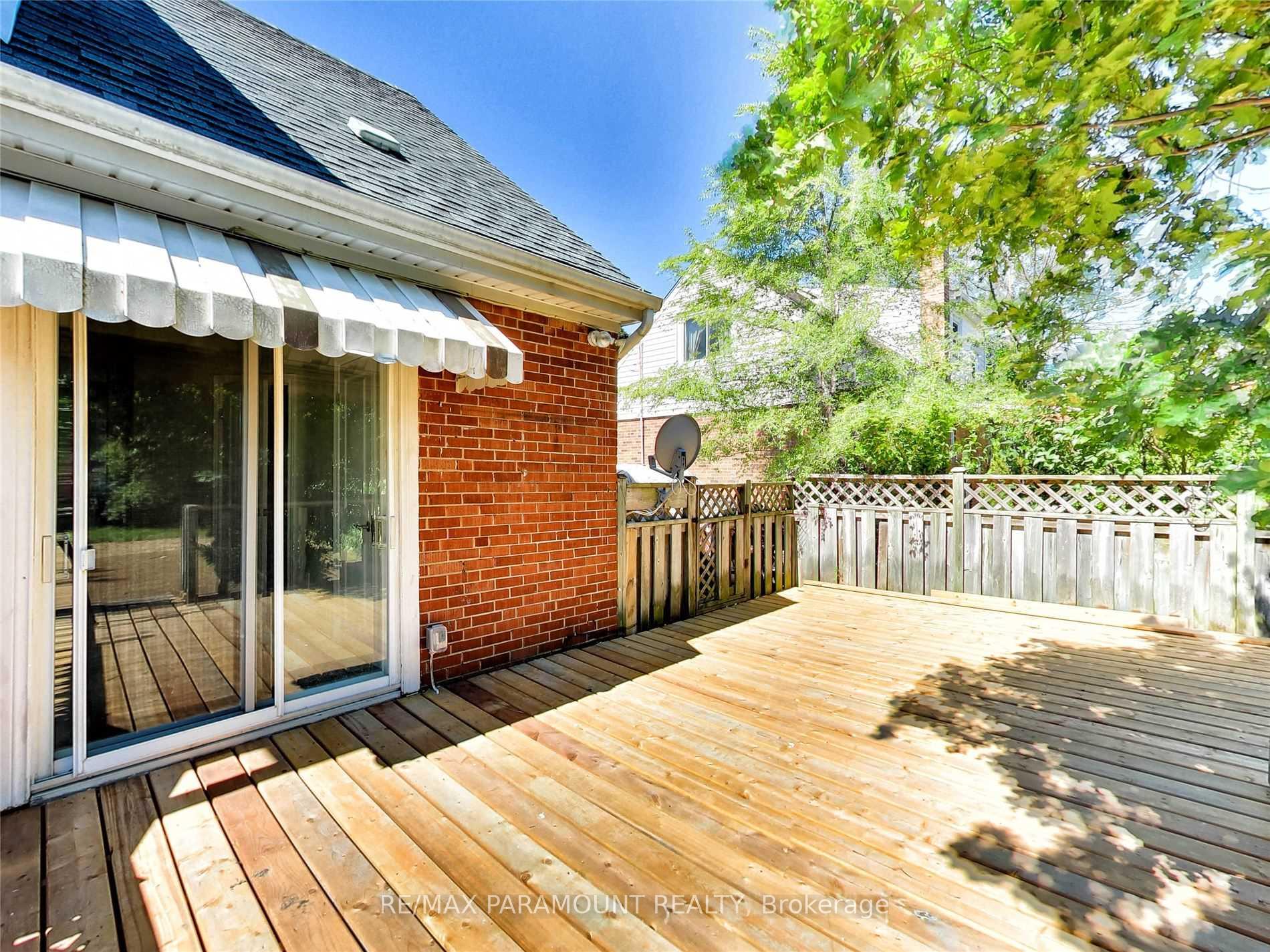 Photo 7 of Unit Upper, 25 Carene Avenue, Hamilton, Greenford — HOMEH