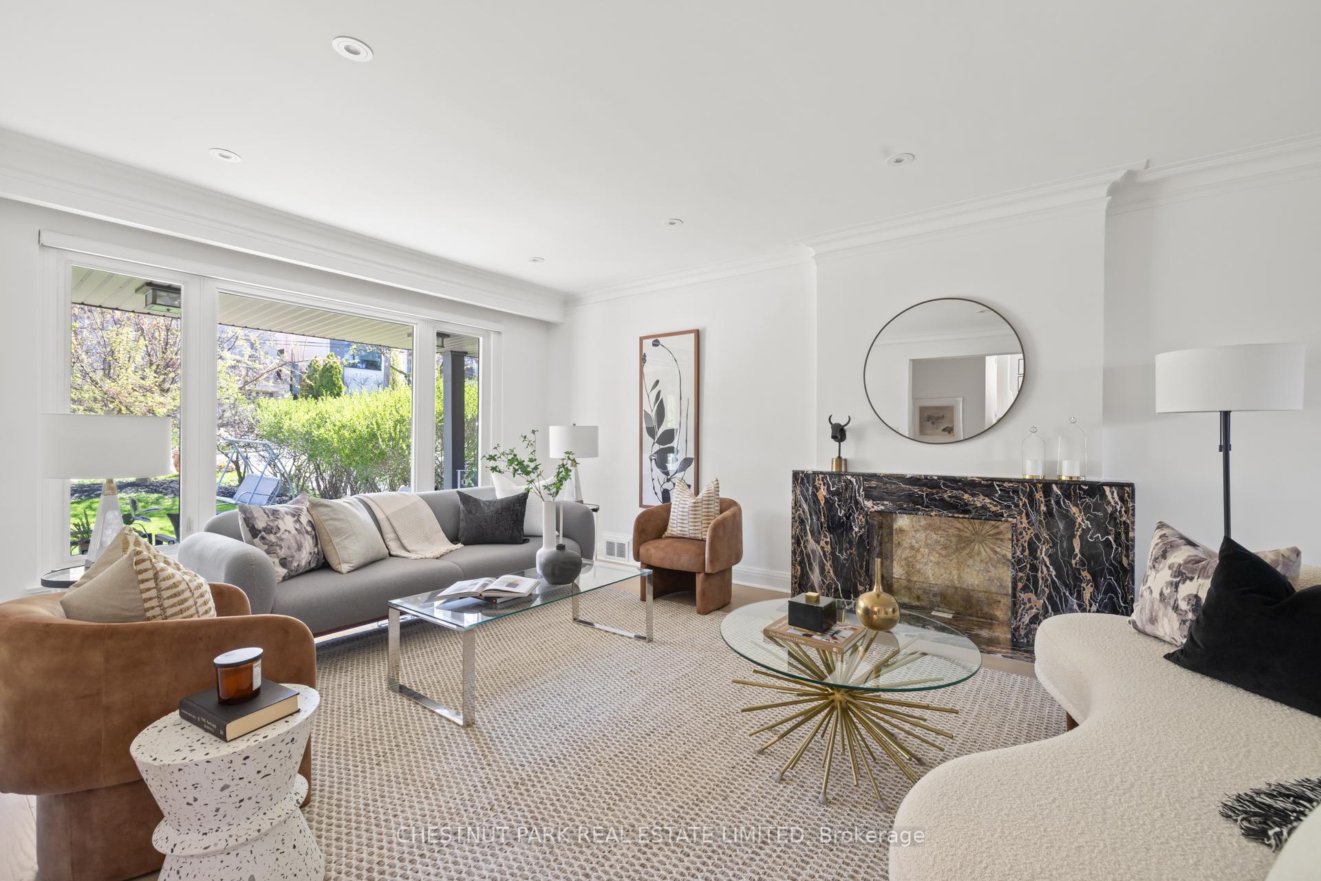 Photo 1 of 308 Hillhurst Boulevard, Toronto, Englemount-Lawrence — HOMEH