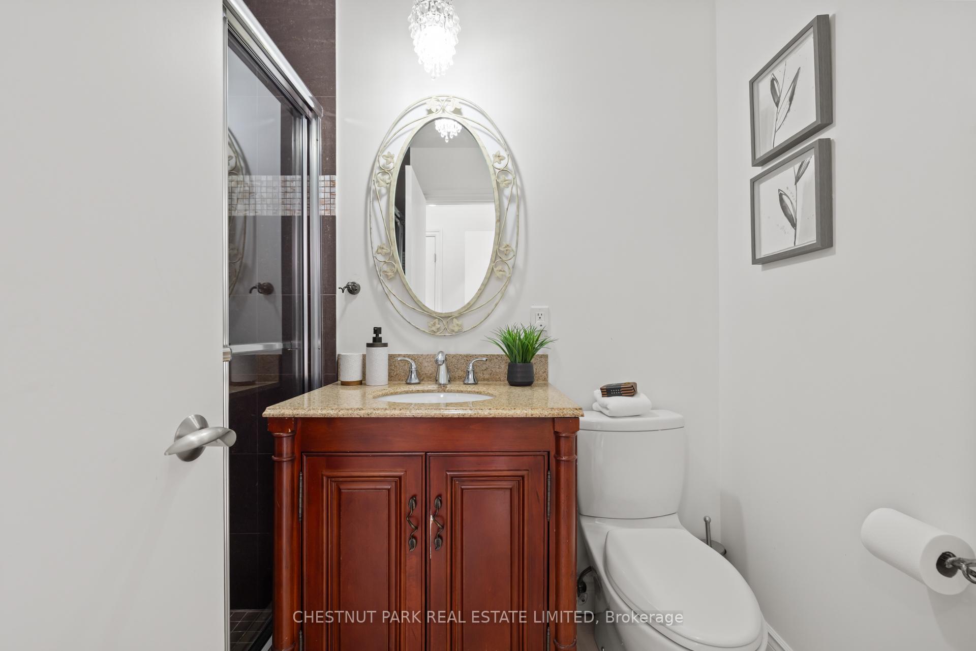 Photo 30 of 308 Hillhurst Boulevard, Toronto, Englemount-Lawrence — HOMEH