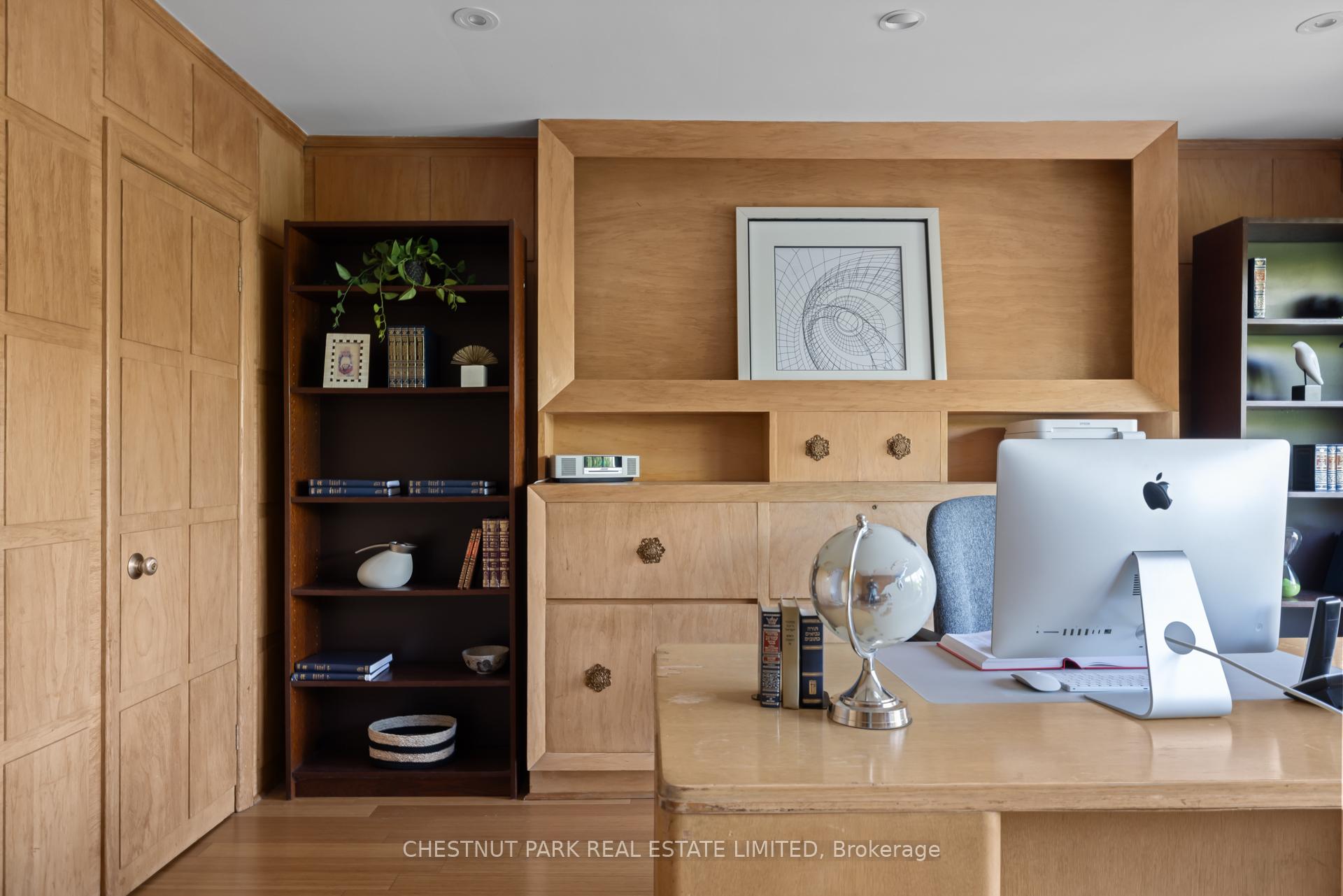 Photo 34 of 308 Hillhurst Boulevard, Toronto, Englemount-Lawrence — HOMEH