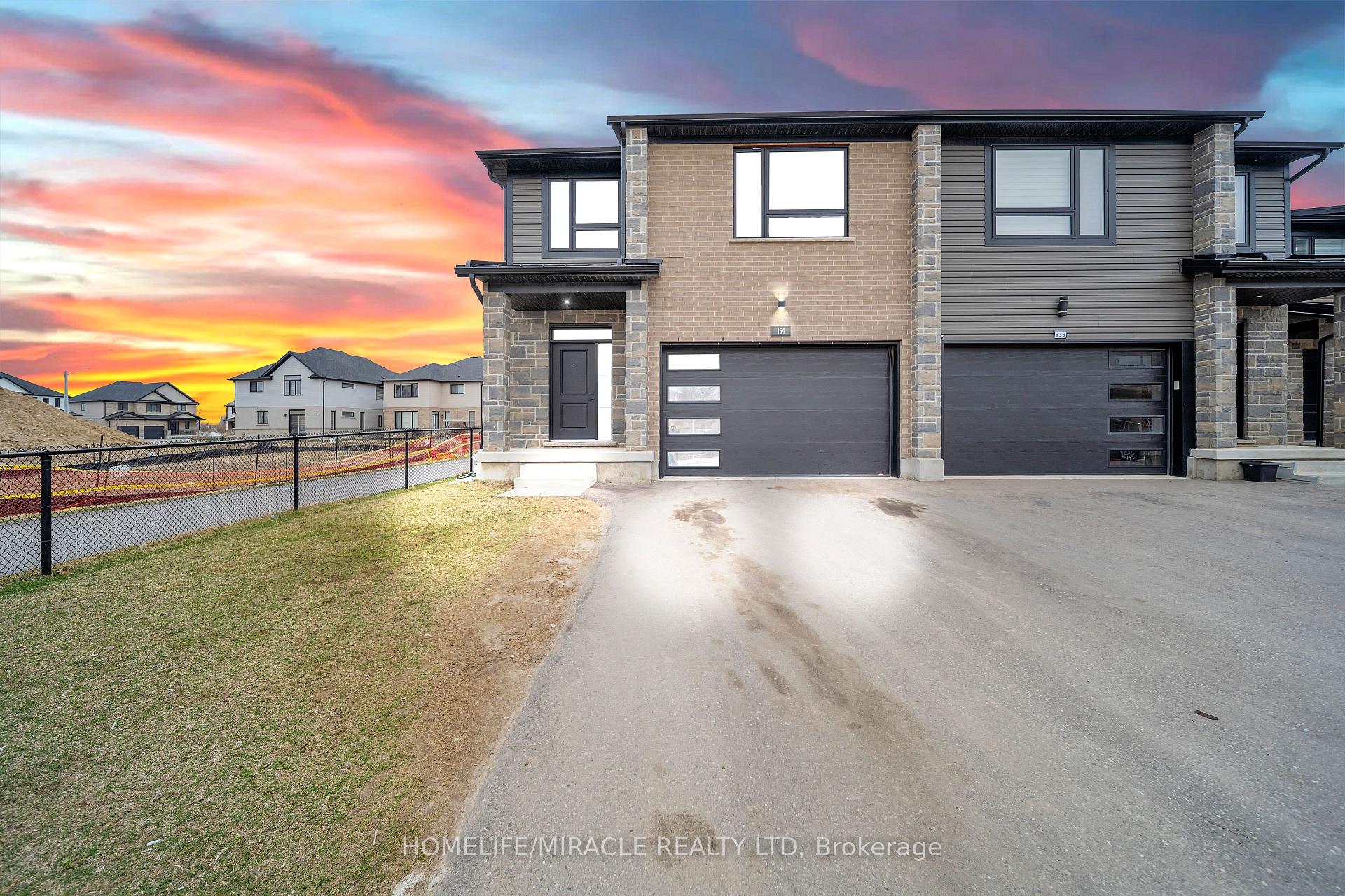 Photo 10 of 154 Otterbein Road, Kitchener — HOMEH