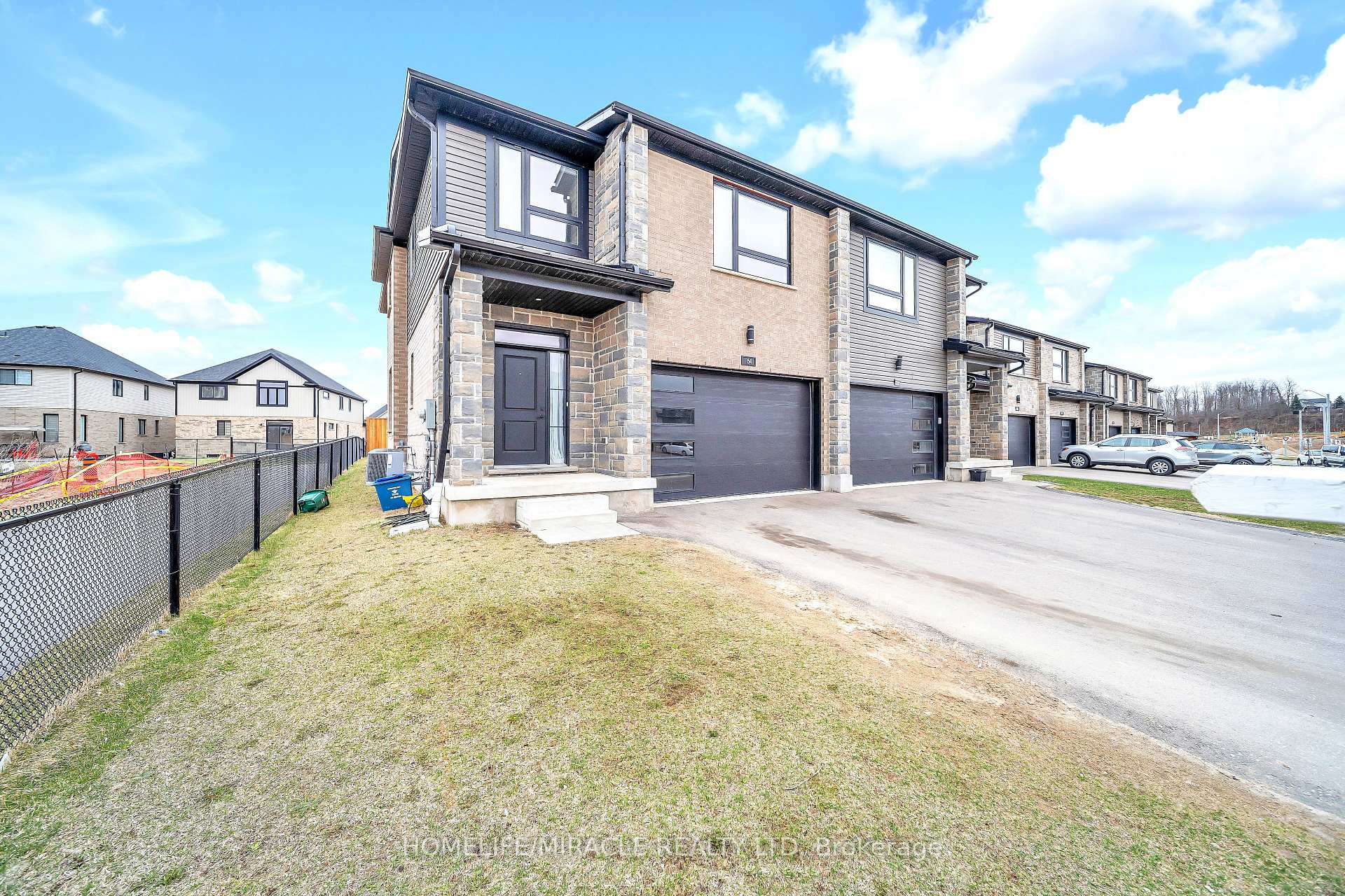 Photo 7 of 154 Otterbein Road, Kitchener — HOMEH