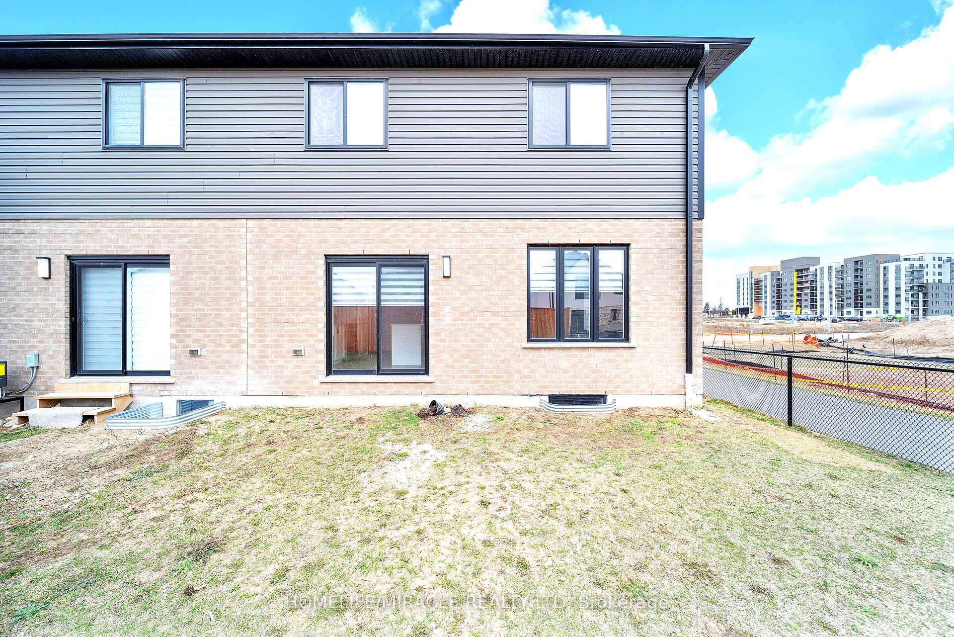 Photo 17 of 154 Otterbein Road, Kitchener — HOMEH