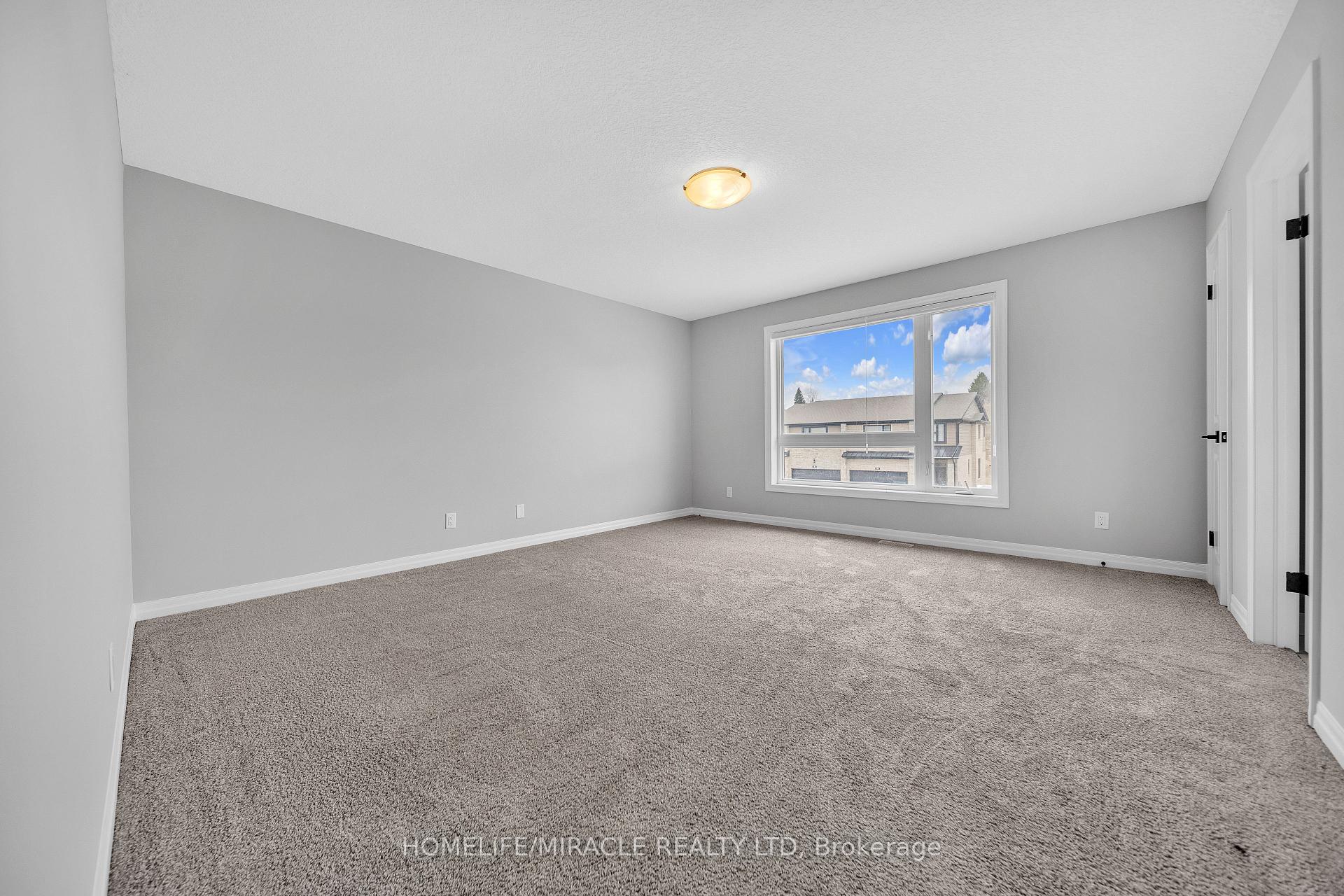 Photo 40 of 154 Otterbein Road, Kitchener — HOMEH