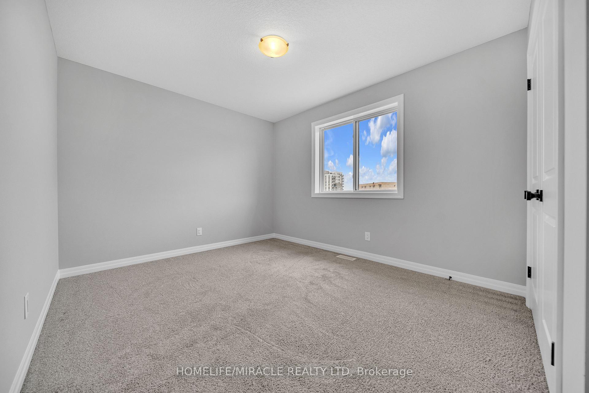Photo 38 of 154 Otterbein Road, Kitchener — HOMEH