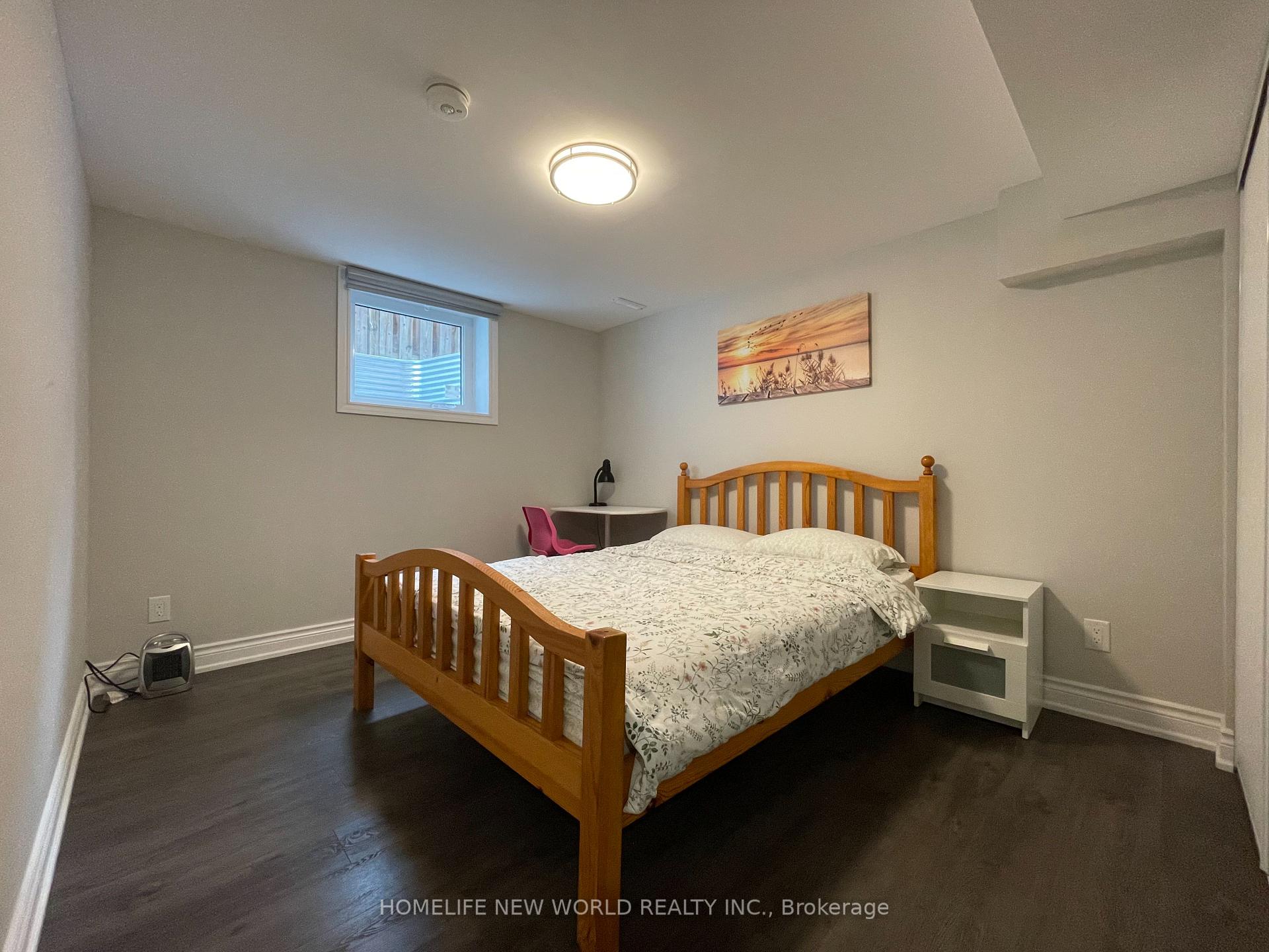 Photo 10 of 93 Oliver Lane, Vaughan, Maple — HOMEH