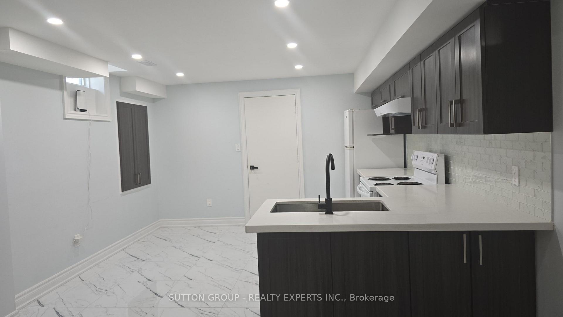Photo 13 of Unit Basement, 10 Levida Street, Brampton, Vales of Castlemore — HOMEH