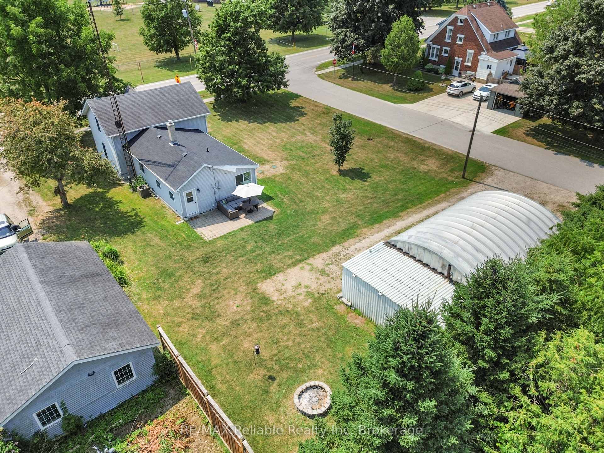 Photo 8 of 252 Kings Road, Central Huron, Londesborough — HOMEH