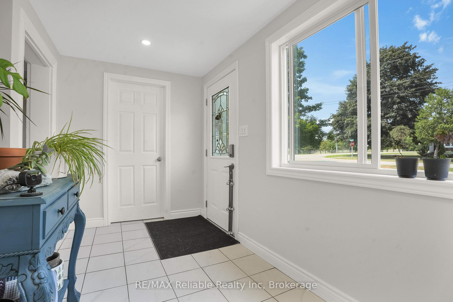 Photo 17 of 252 Kings Road, Central Huron, Londesborough — HOMEH
