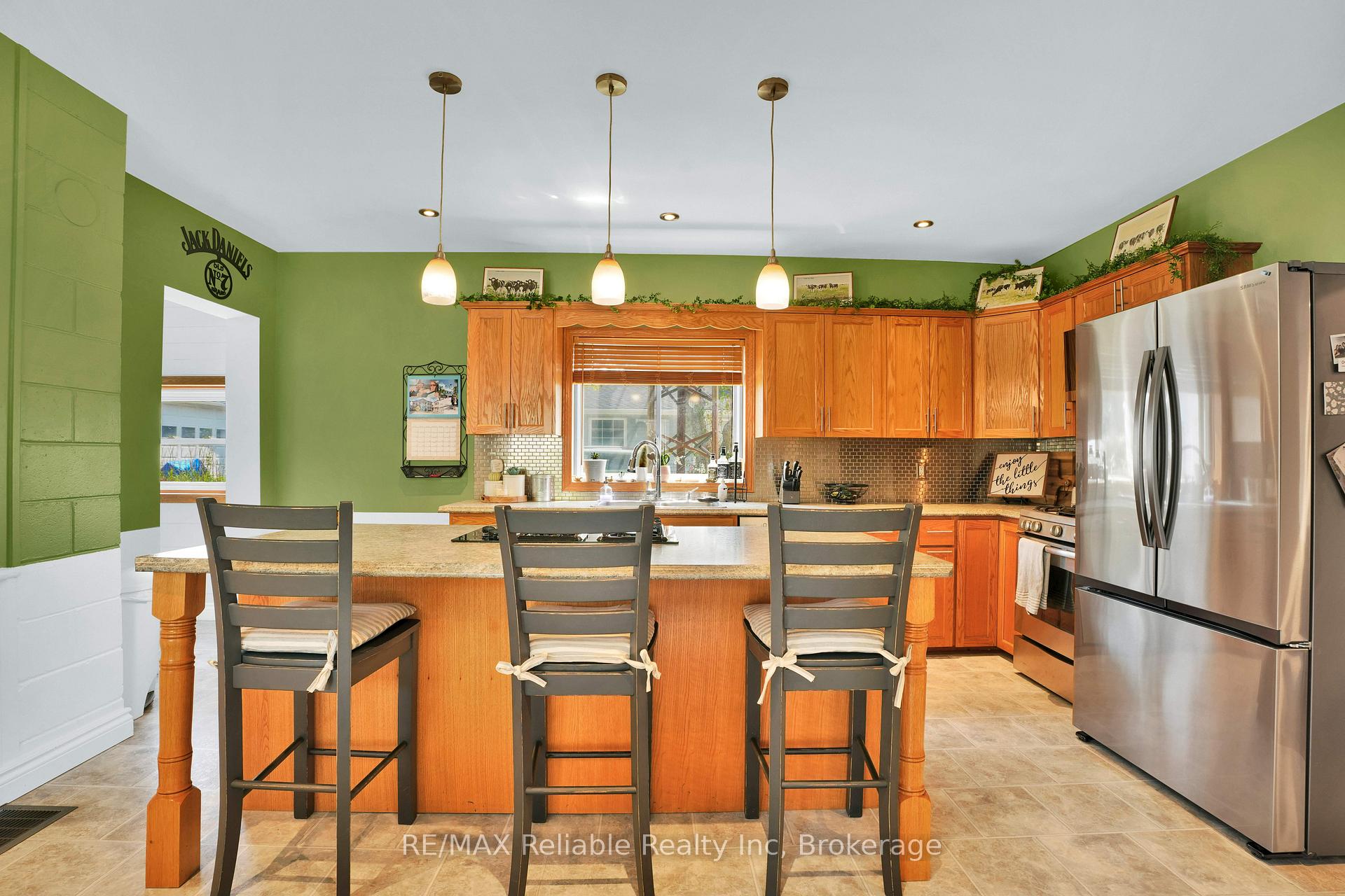 Photo 22 of 252 Kings Road, Central Huron, Londesborough — HOMEH