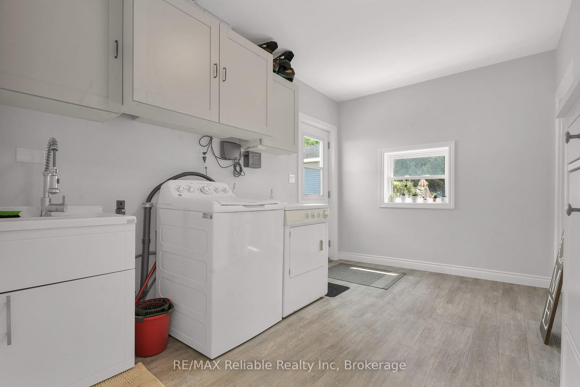 Photo 20 of 252 Kings Road, Central Huron, Londesborough — HOMEH