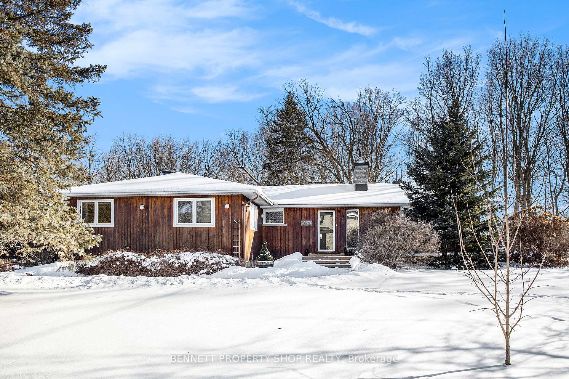 Front of 1408 Balmoral Drive