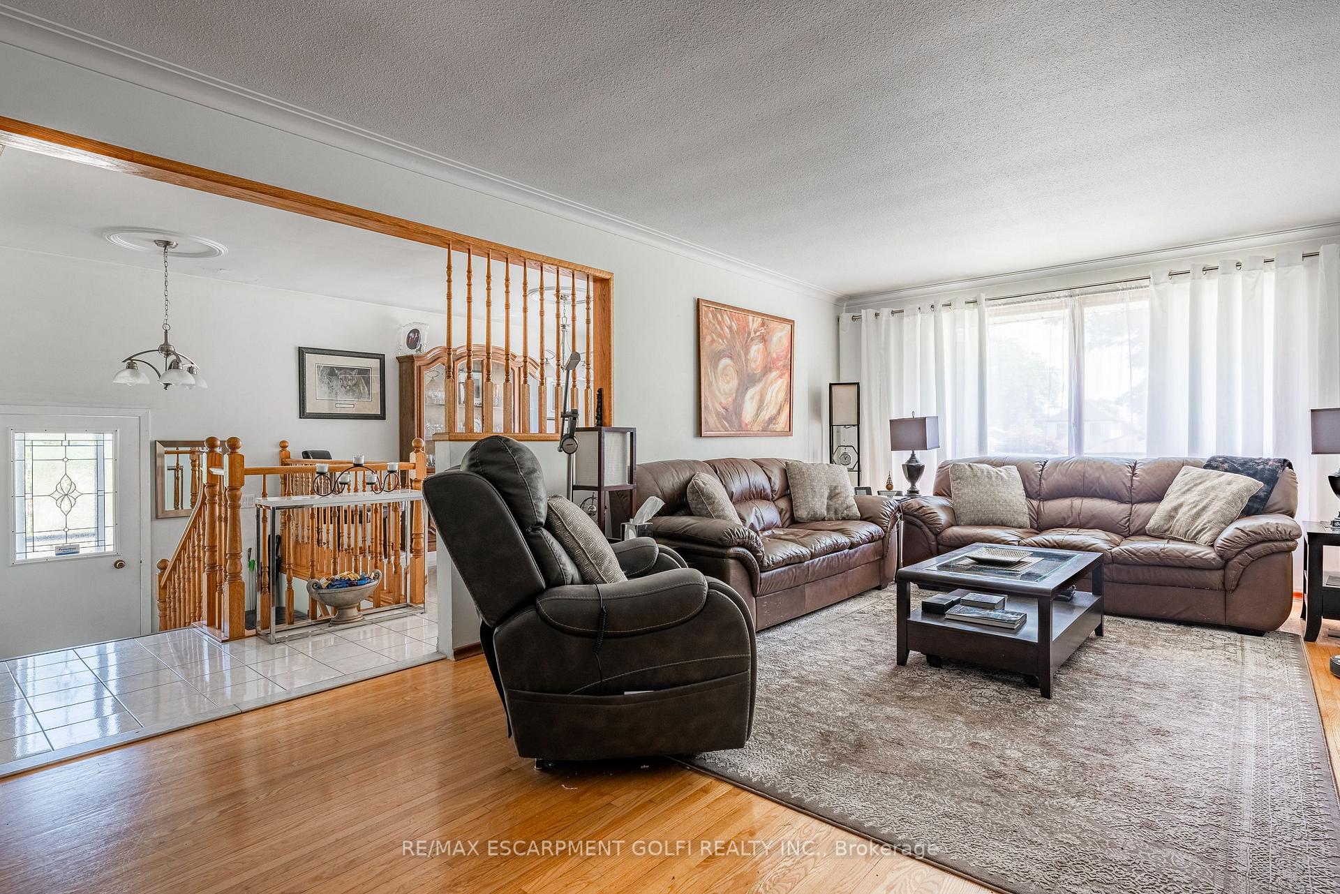 Photo 20 of 5347 Elm Street, Niagara Falls, Cherrywood — HOMEH
