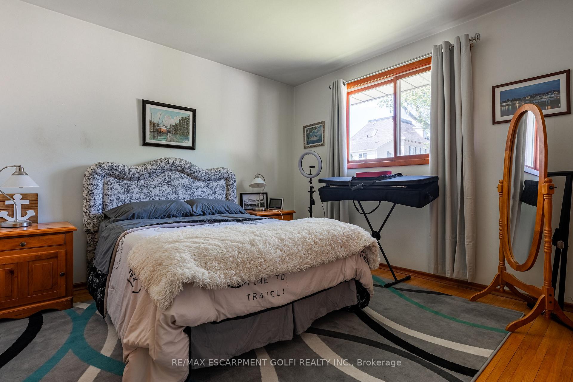 Photo 10 of 5347 Elm Street, Niagara Falls, Cherrywood — HOMEH