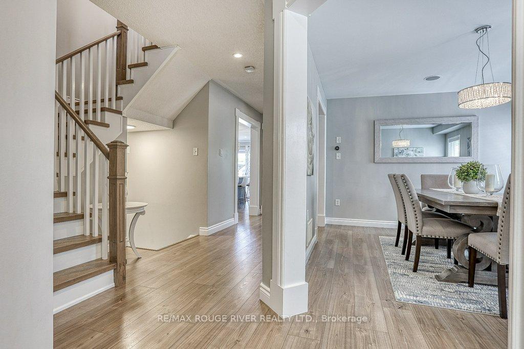 Photo 8 of 58 Dadson Drive, Clarington, Bowmanville — HOMEH