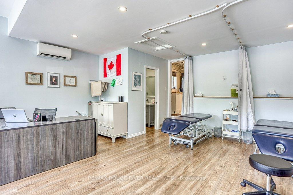 Photo 24 of 58 Dadson Drive, Clarington, Bowmanville — HOMEH