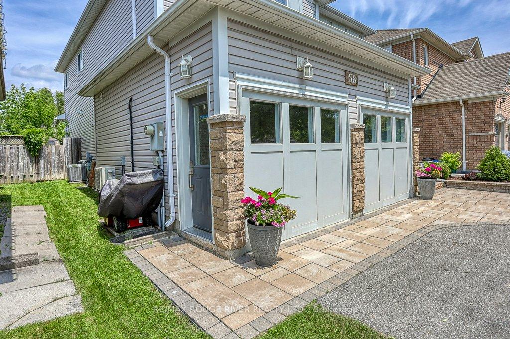 Photo 43 of 58 Dadson Drive, Clarington, Bowmanville — HOMEH
