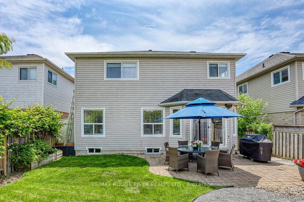 Photo 48 of 58 Dadson Drive, Clarington, Bowmanville — HOMEH