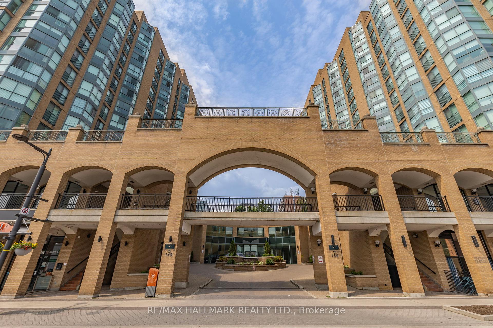 Photo 3 of Unit 811, 150 Dunlop Street E, Barrie, City Centre — HOMEH
